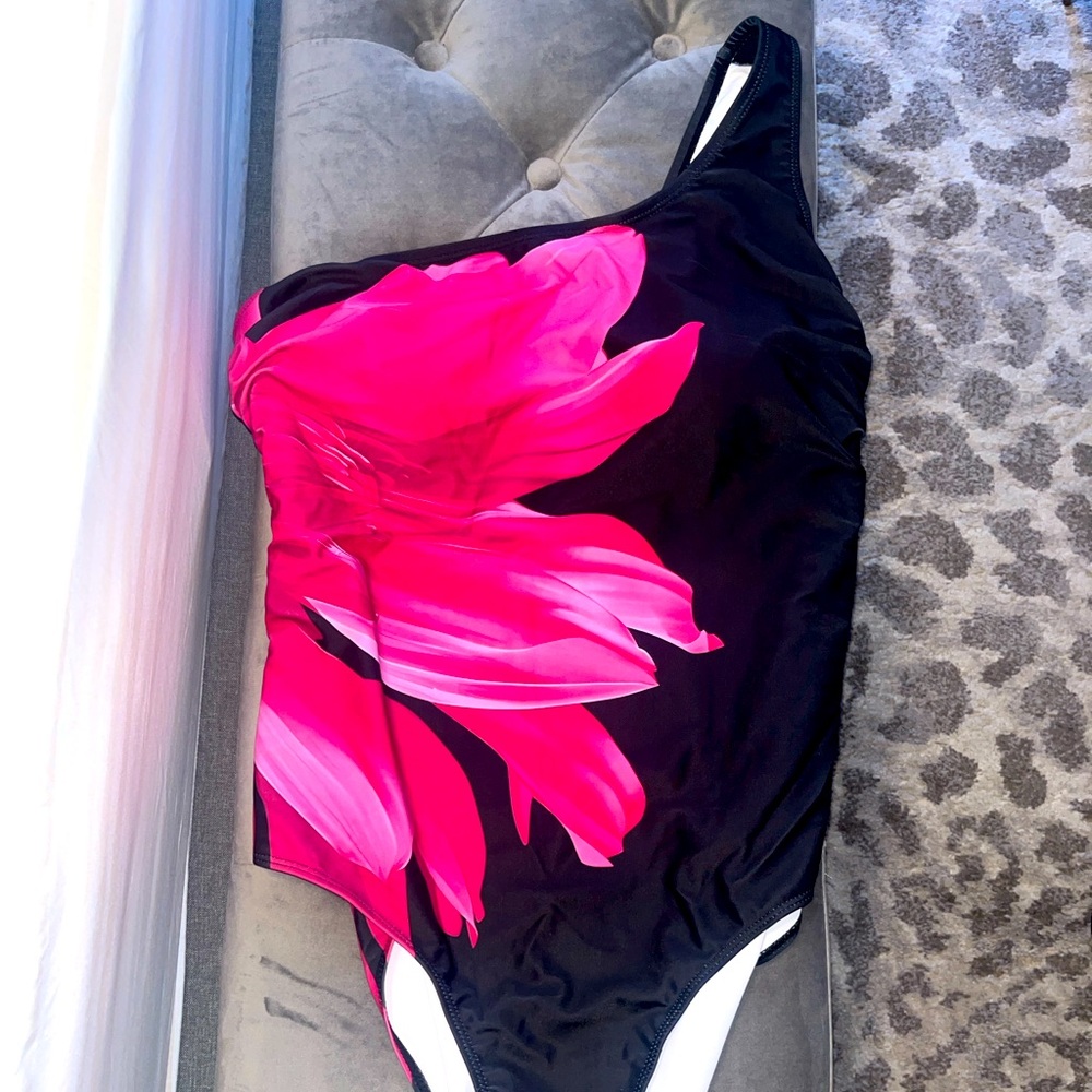 One shoulder floral bathing suit